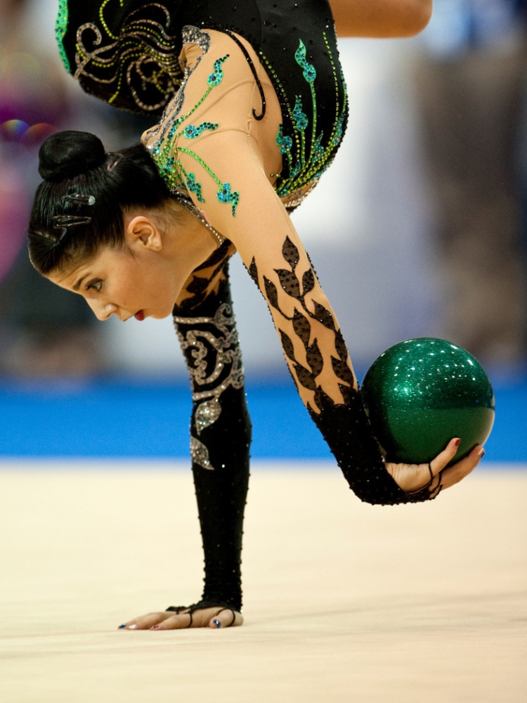 Элементы гимнастики с мячом