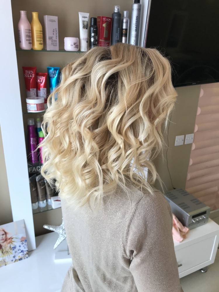 Небрежные кудри на каре утюжком