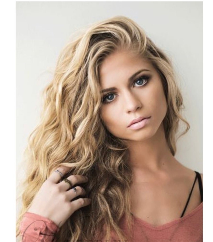 Легкие кудри на длинные волосы