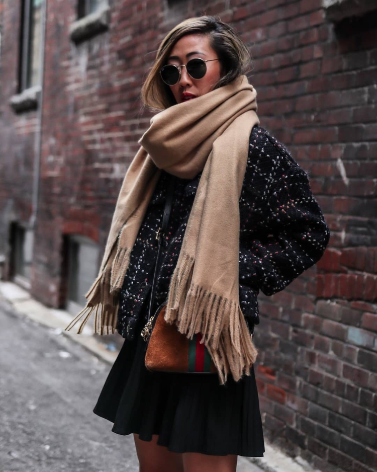 Шарф объемный модный