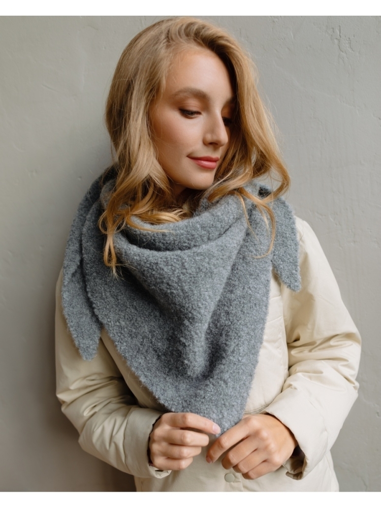 Вязаная косынка