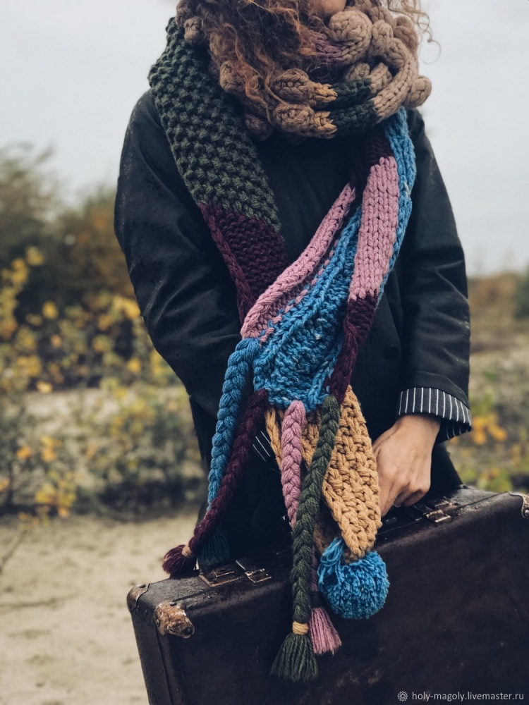 Длинный объемный шарф