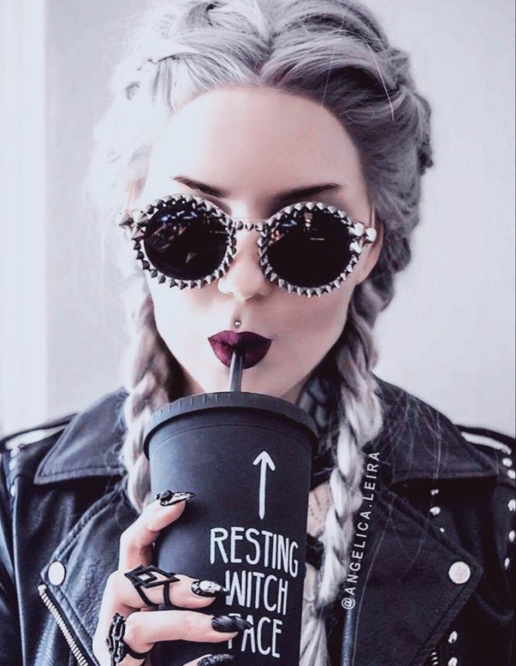 Рок девушки