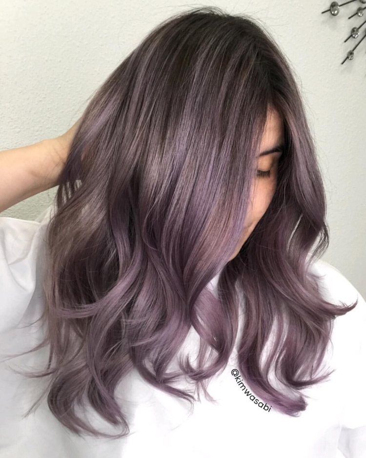 Пепельно фиолетовый Балаж