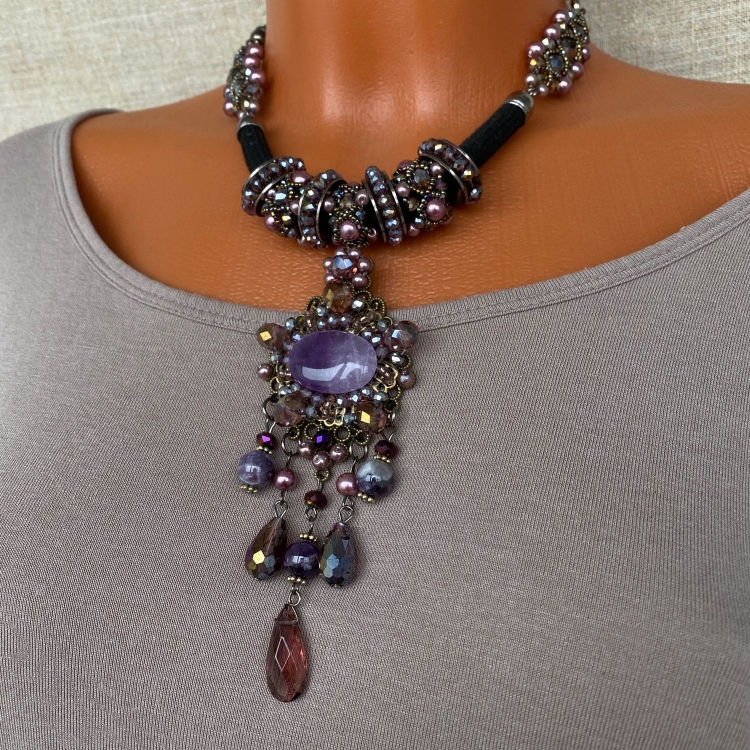 Красивая бижутерия