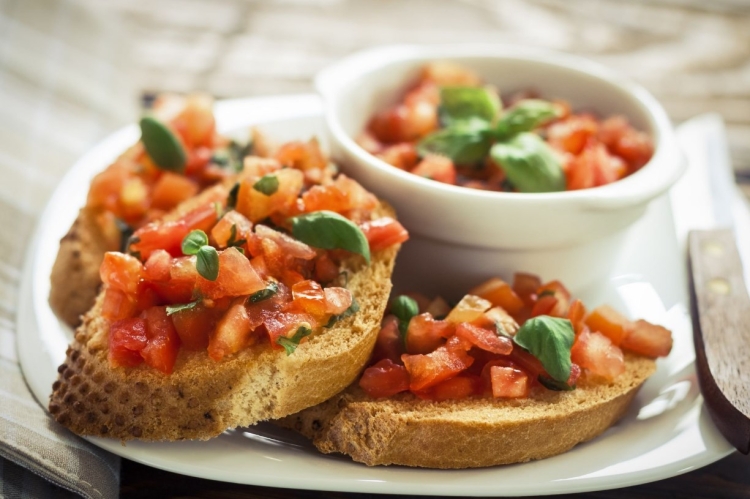 Брускетта сальса