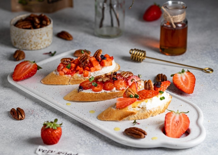 Брускетта с тыквой и сыром