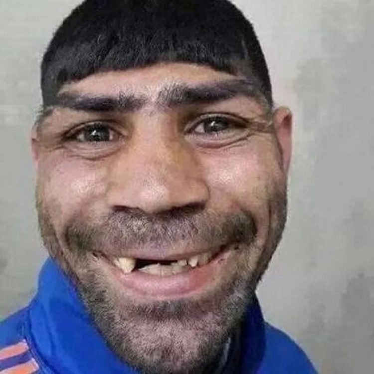 Вазген монобровь