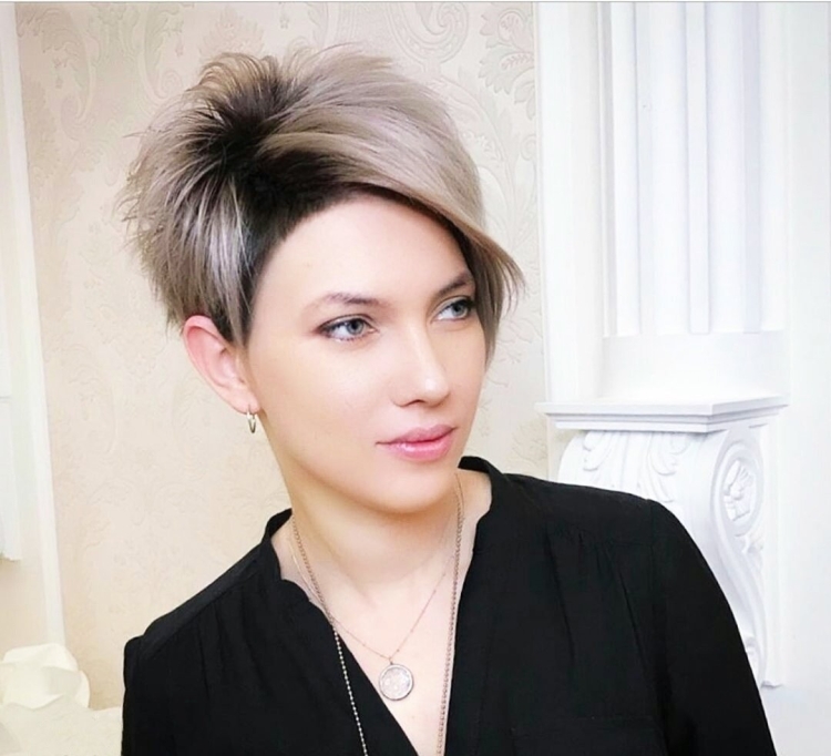 Гречкина Анжелика стилист