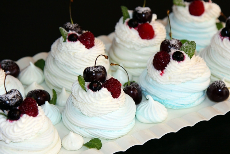 Меренговое пирожное Павлова