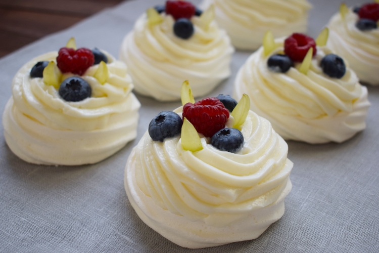 Меренговое пирожное Павлова