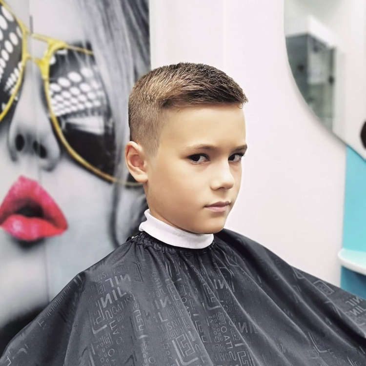 Причёски для мальчиков модные