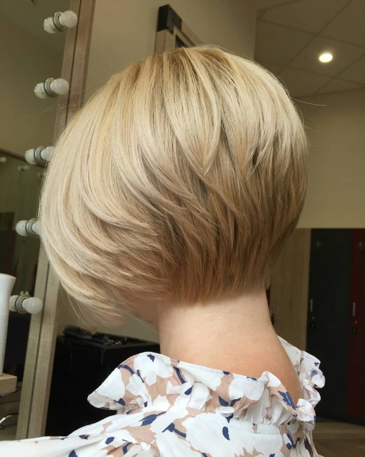 Самые модные стрижки не требующие укладок