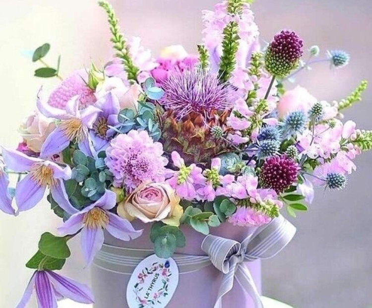 Поздравляем с днем рождения цветы