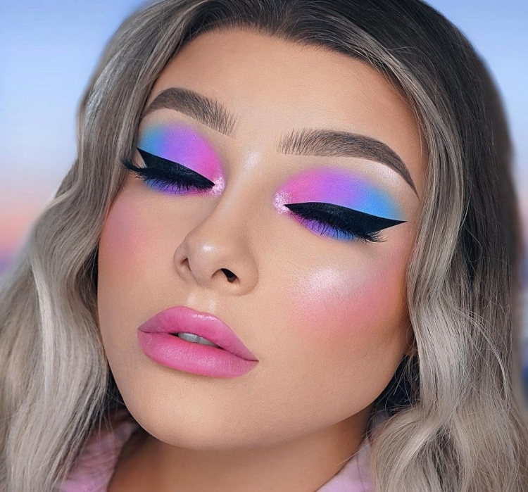 Разноцветный макияж