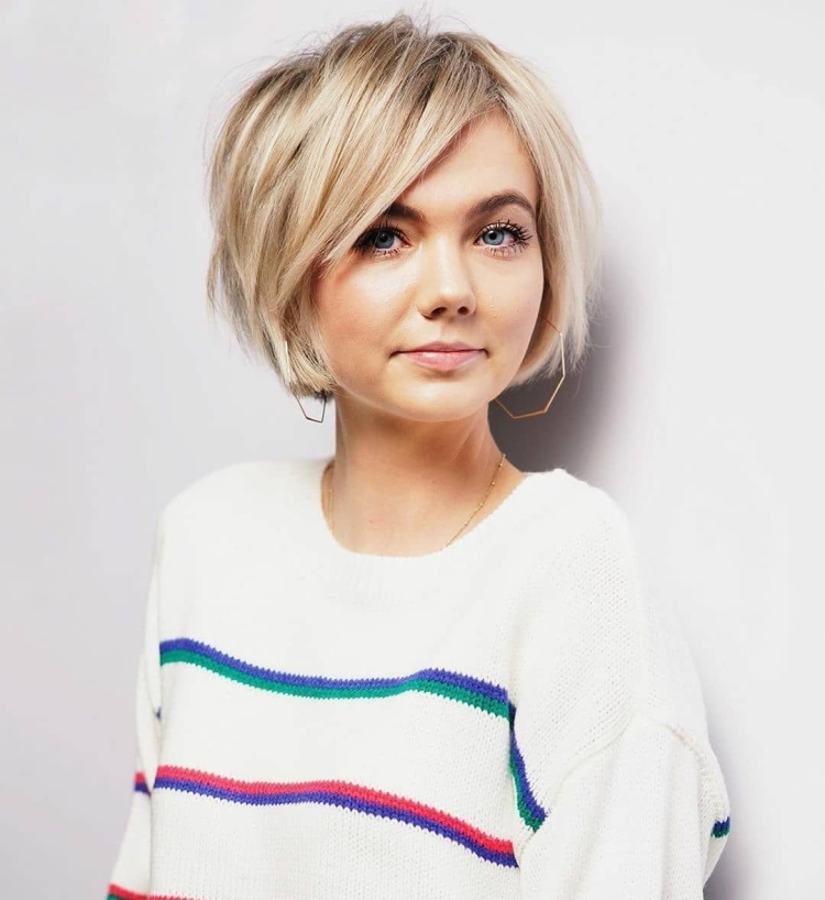 Blunt Bob стрижка