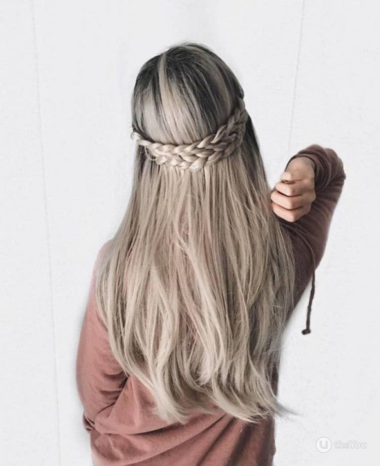 Прическа мальвинка на прямые волосы