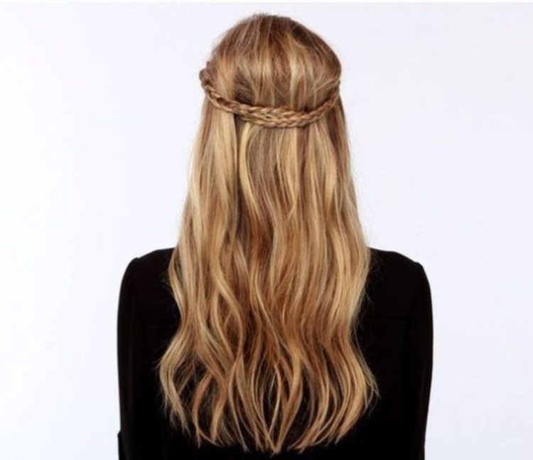 Мальвинка с косой