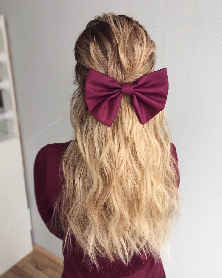 Мальвинка с бантом