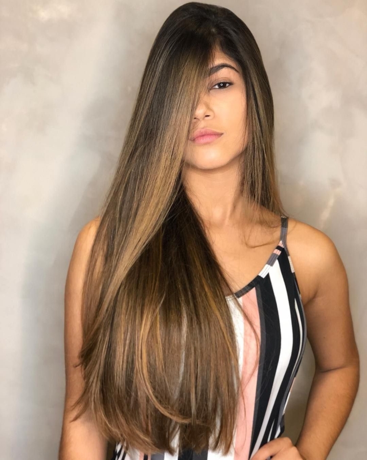 Бразильский шатуш на прямые волосы