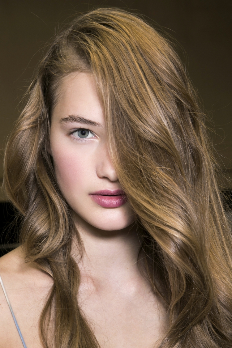 Теплый цвет волос