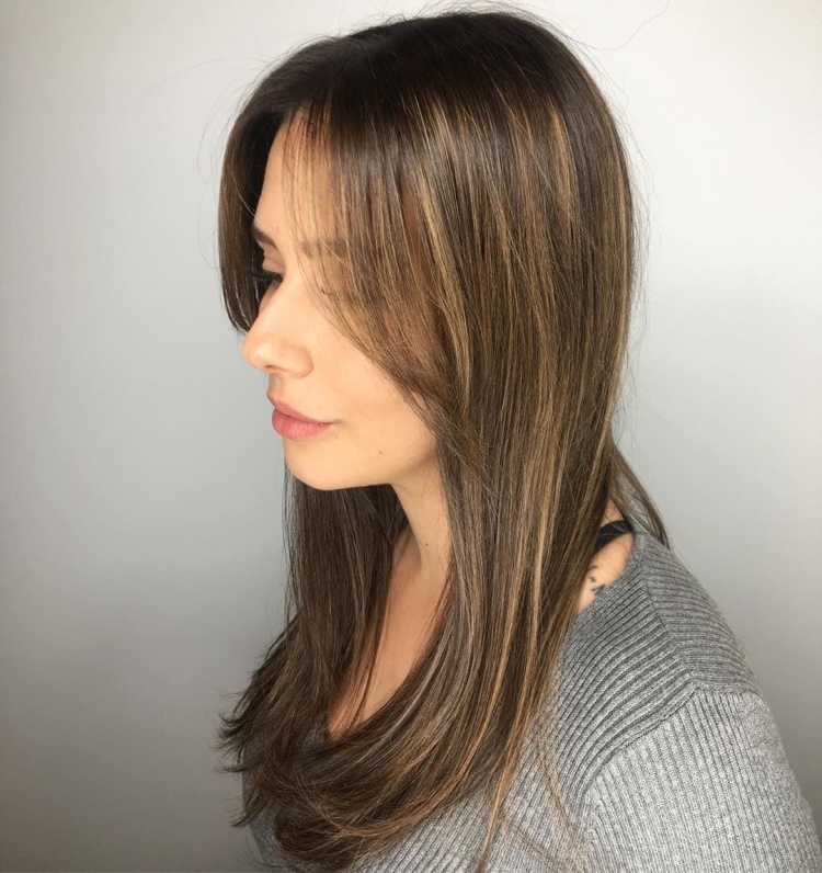 Челка шторка 2022