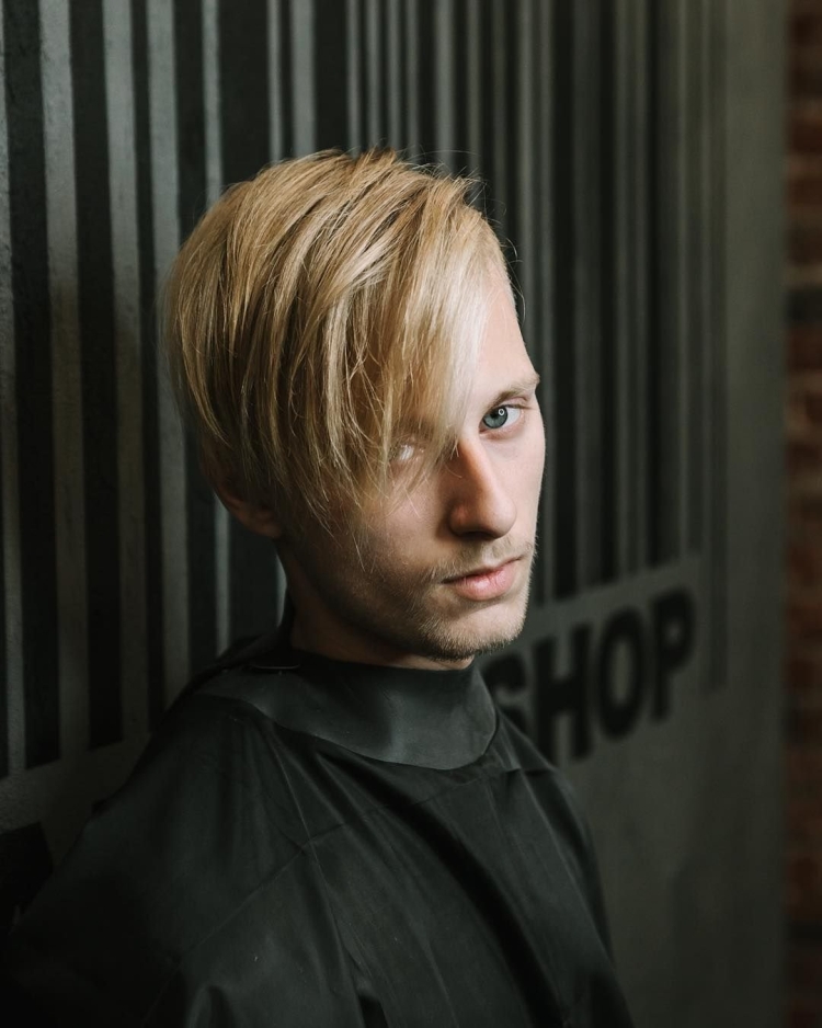 Нехёси Куртейн