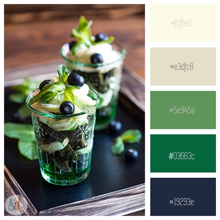 Сочетание цветов голубой коричневый зеленый