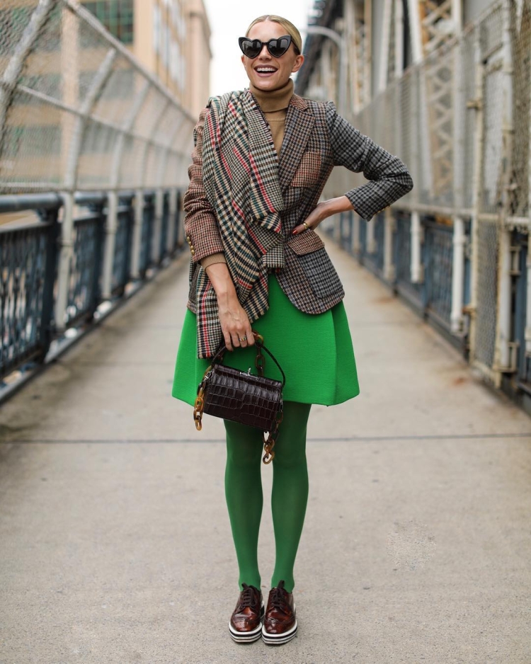 Яркие акценты в одежде