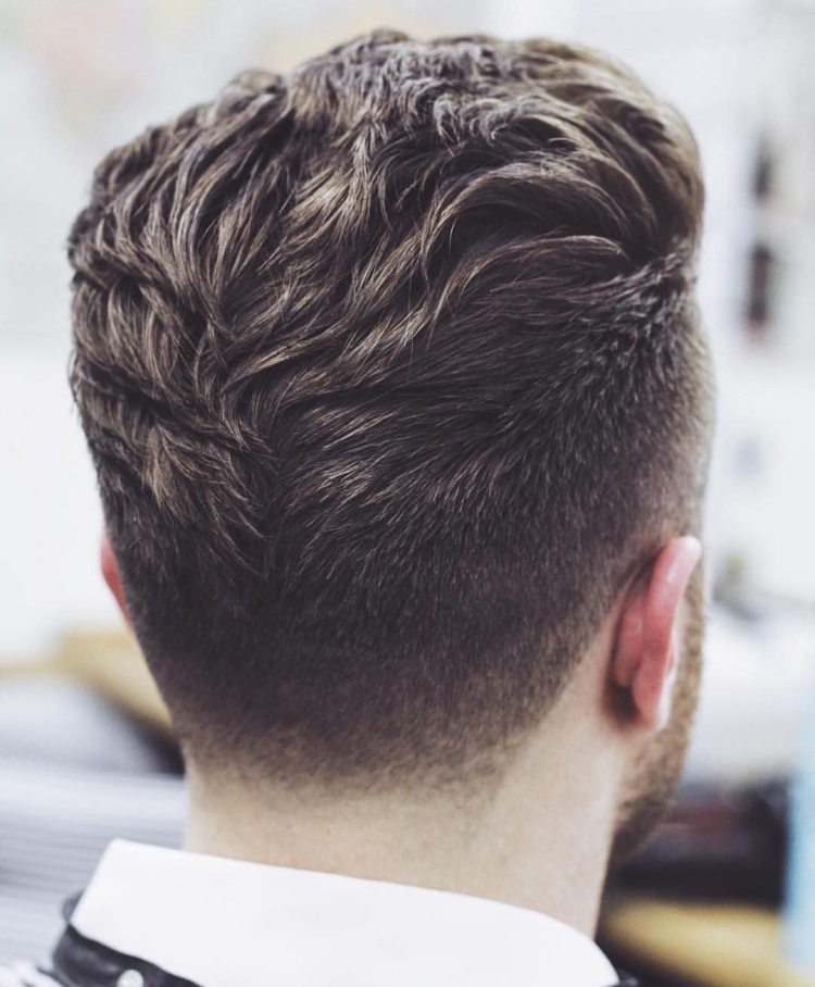 Модные мужские стрижки 2022 вид сзади