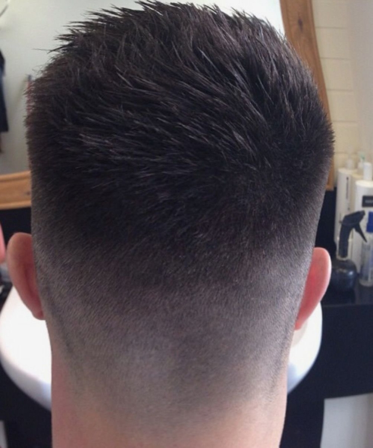 Мужская стрижка фейд сзади