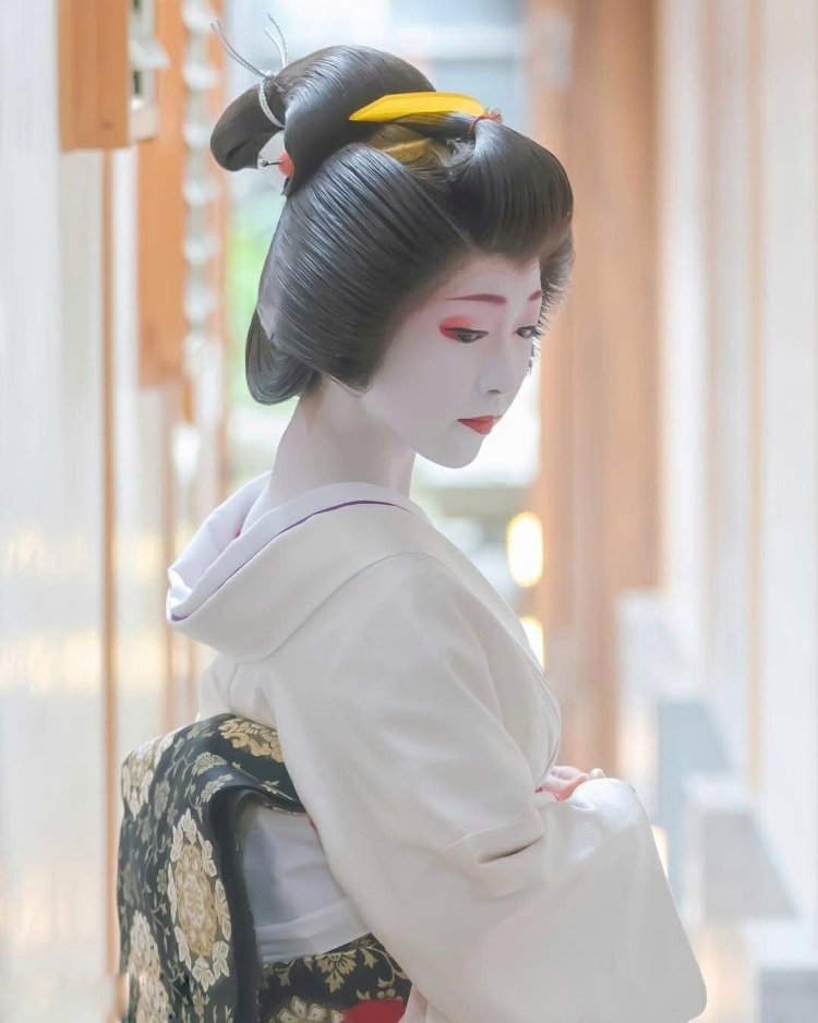 Японские прически современные