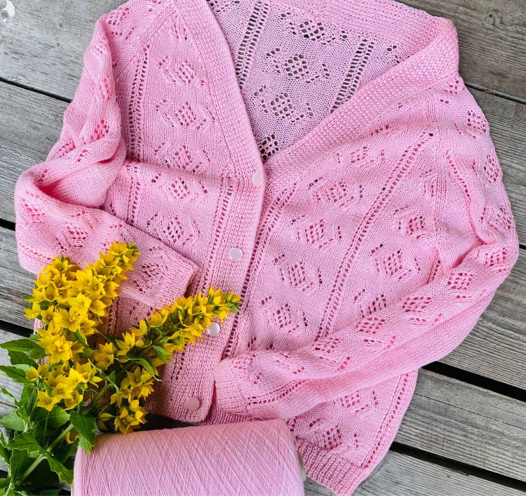 Ажурный кардиган на пуговицах