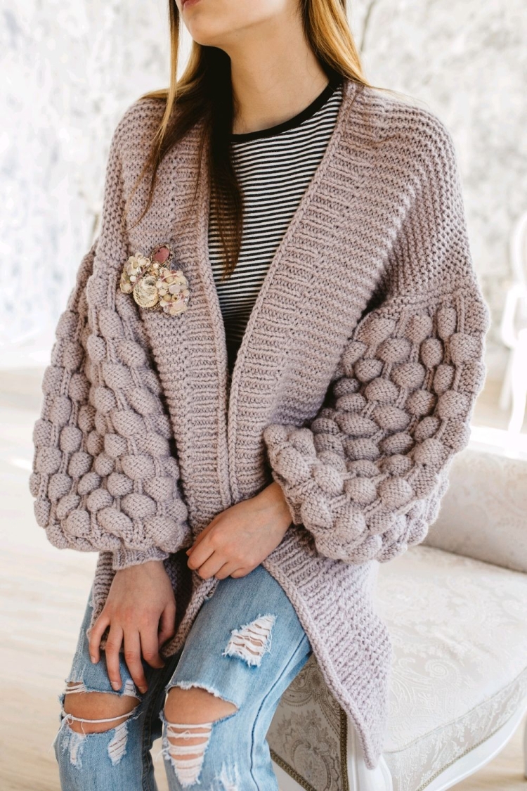 Объемный кардиган