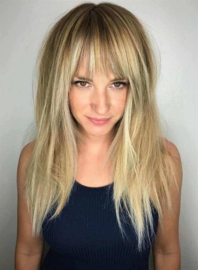 Стрижка рваная лесенка