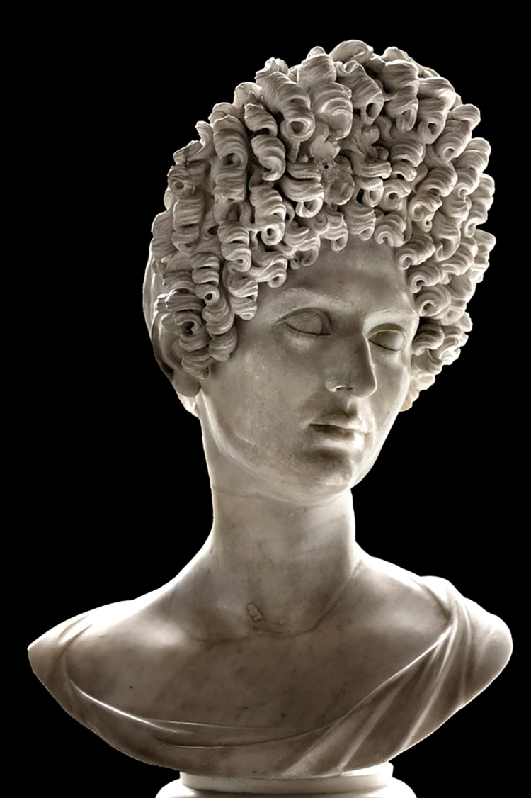 Прическа тутулус древний Рим