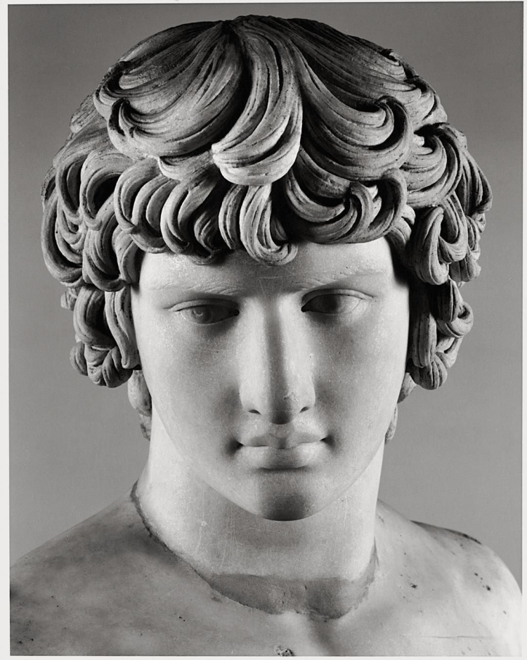 Антиной в полный рост