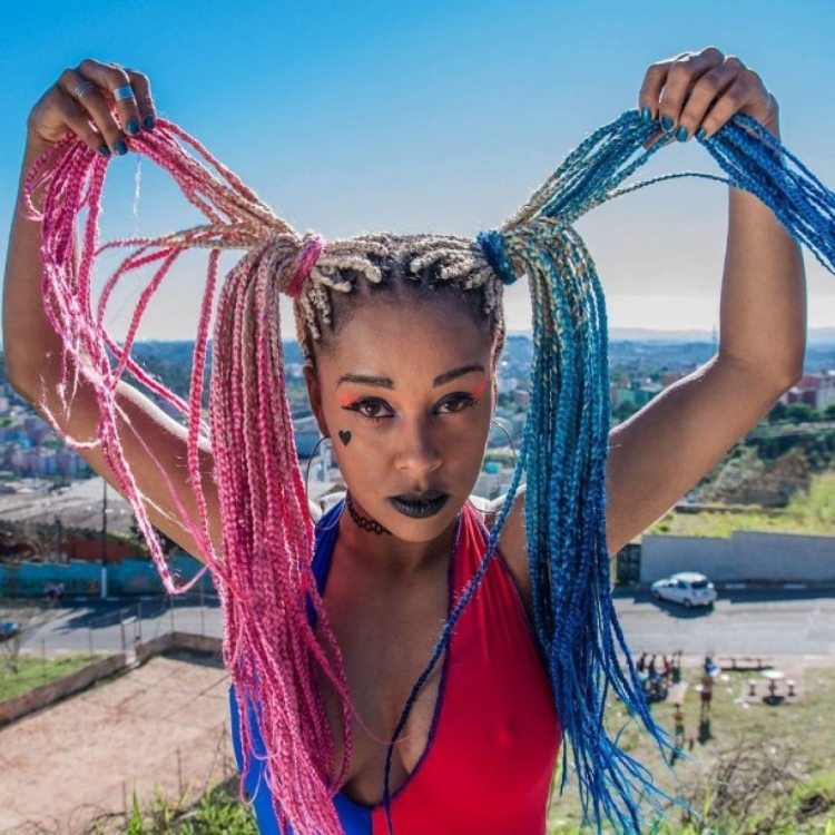 Афрокосы Харли Квинн