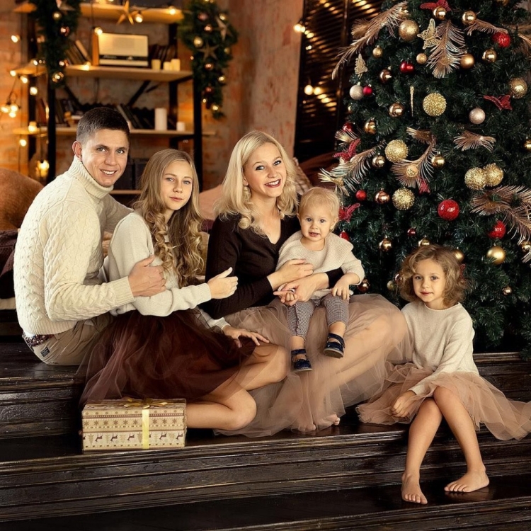Новогодняя фотосессия семейная