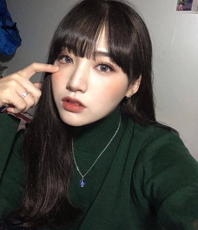 Челка шторка у кореянок