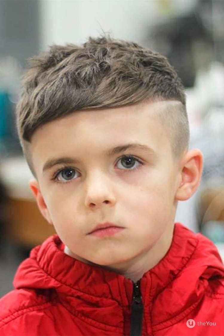 Короткая челка у мальчиков