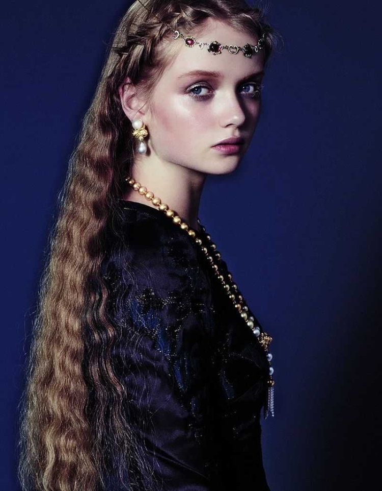 Современные прически в стиле эпохи Возрождения