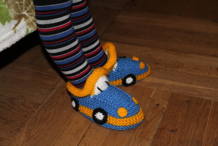 Тапочки следочки пинетки