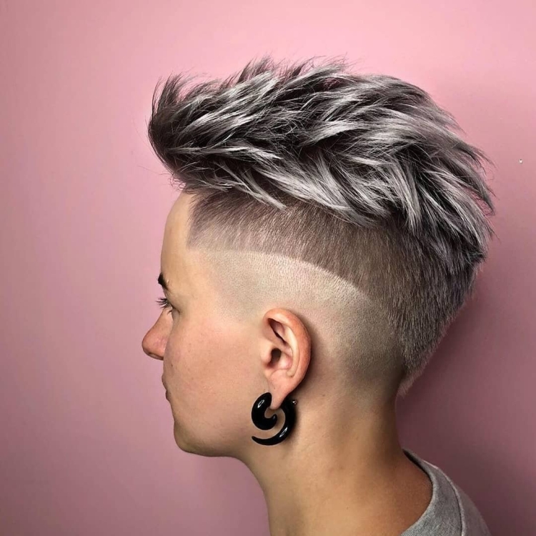 Стрижка кроп женская