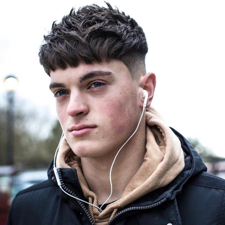 Прическа Цезарь Кропп