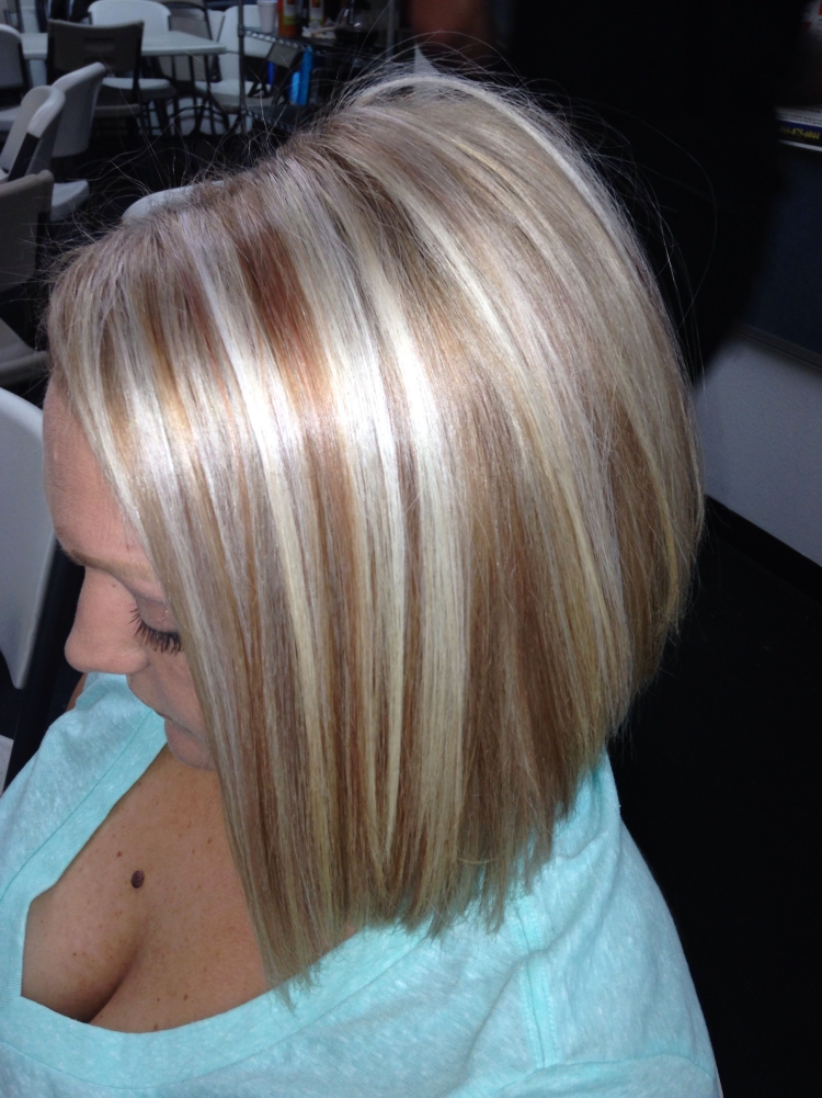 Мелирование на короткие светлые волосы