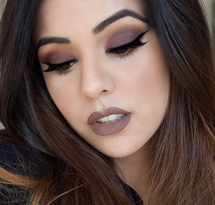 Коричневая помада для брюнеток