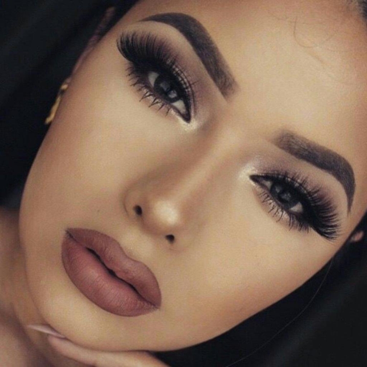 Макияж с нарощенными ресницами