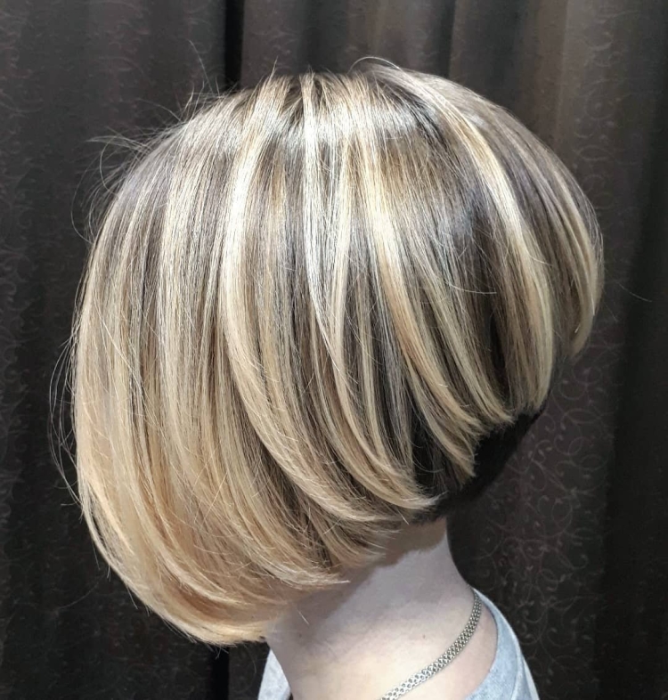 Колорирование Боб каре с челкой