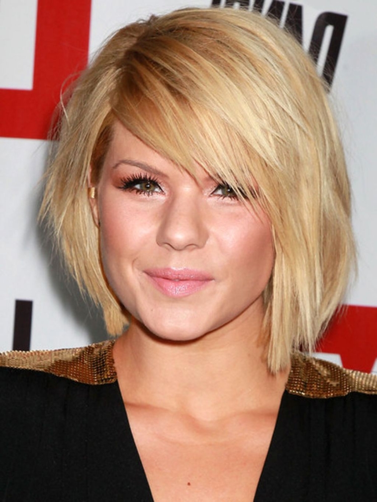 Стрижки женские на средние тонкие волосы